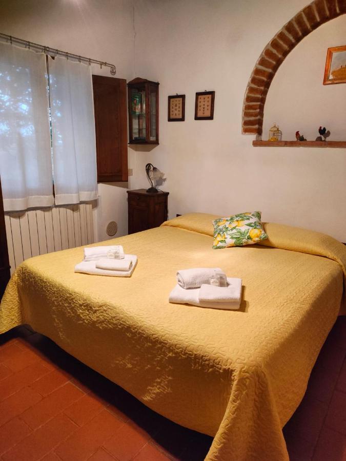Borgo Villa Certano - Case Vacanza In Toscana Сиена Экстерьер фото