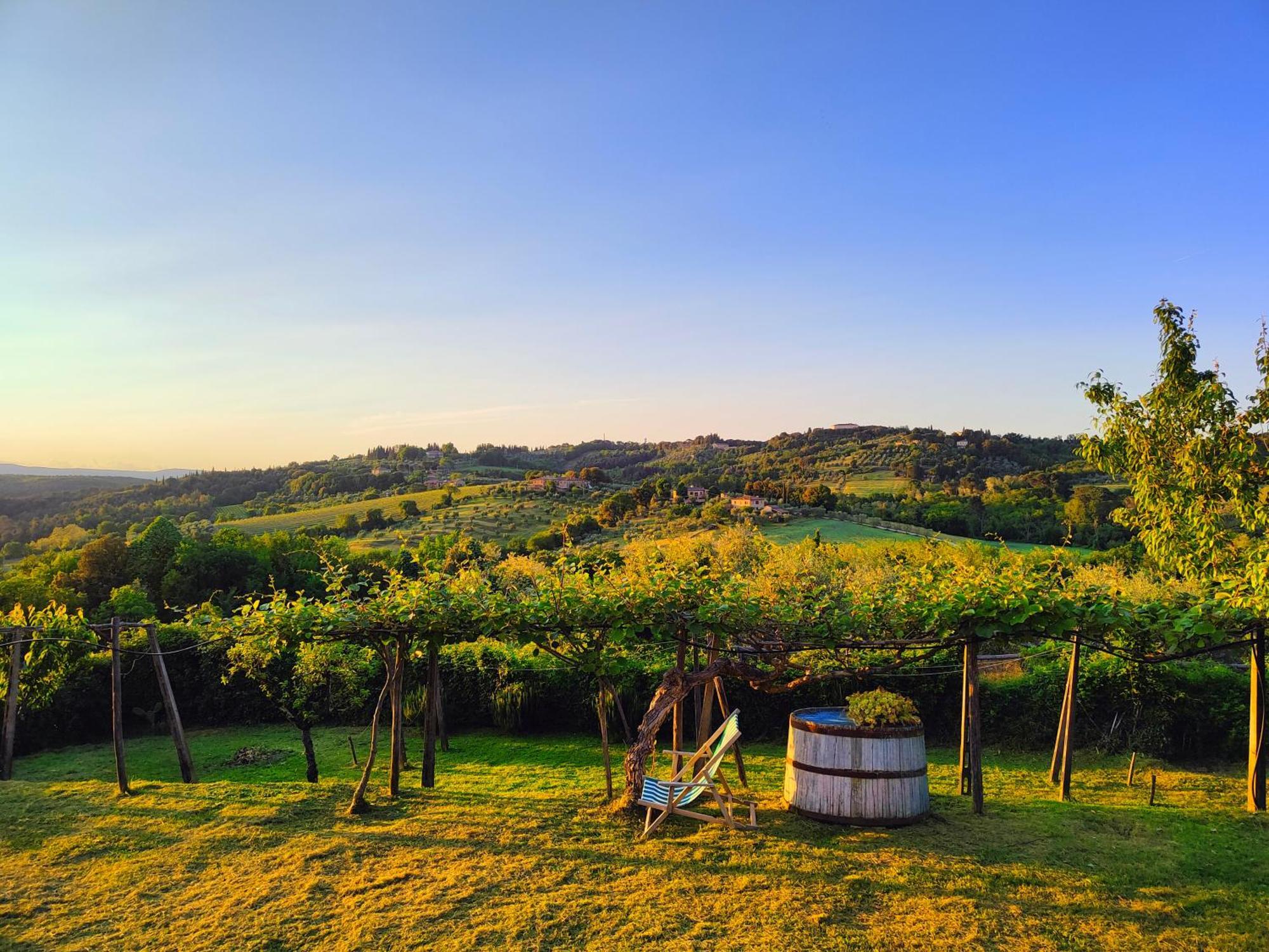 Borgo Villa Certano - Case Vacanza In Toscana Сиена Экстерьер фото